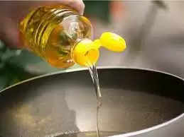 Health Tips :मिलावटी तेल में खाना पकाने से हो सकता है हार्ट अटेक और कैंसर ,2 मिनट में ऐसे करे मिलावटी तेल की पहचान