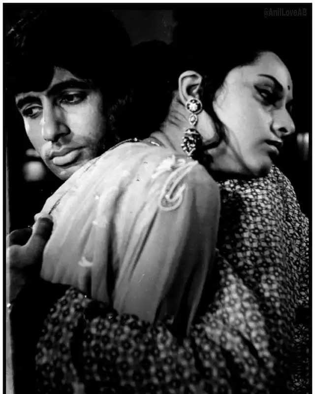 अमिताभ बच्चन ने मोबाईल में इस नाम से सेव कर रखा है अपनी पत्नी का नाम ,हाल ही में किया खुलासा
