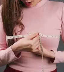 Health Tips- बढे हुए स्तनो से परेशान, इन घरेलू उपाय से साइज करें कम