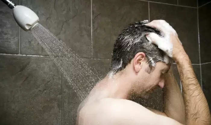 Health Tips- कहीं आप नहाते समय ये गलतियां तो नही कर रहे हैं ना, हो जाएं सावधान