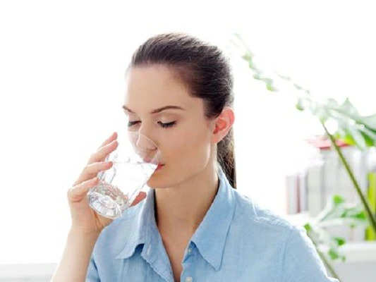 Health Tips-  पानी पीने से वजन होगा कम. जानिए इसका सही तरीका और देखिए कमाल