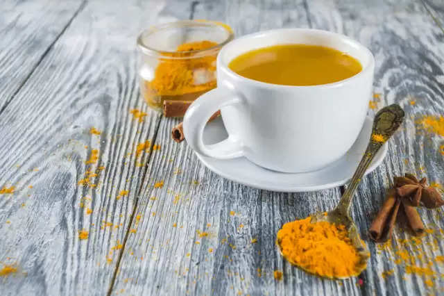 Health Tips- हल्दी की चाय पीना होता हैं स्वास्थ्य के लिए लाभकारी, यहां से जनिए कैसे